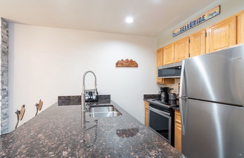Telluride Condo | Etta Place 6 by AvantStay | Ski In/Ski Out Unit!