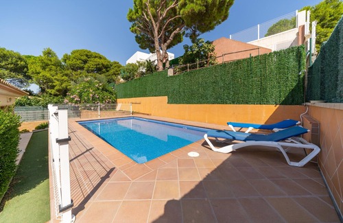 L'Escala Villa | Eugenia: Villa for rent with swimming pool at 450 m from the beaches