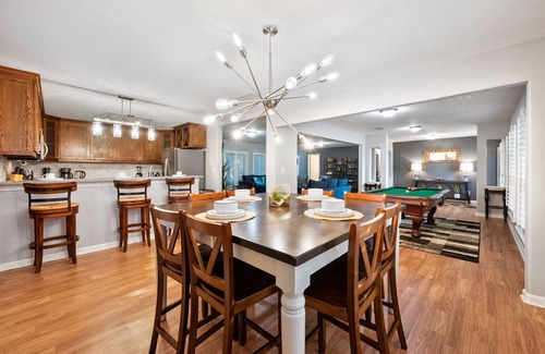 Euless House | Euless Oasis: 3 bed/3.5 bath home near DFW Airport