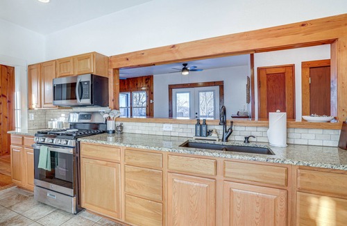 Eureka Springs House | Eureka Springs Home Rental w/Panoramic Views!