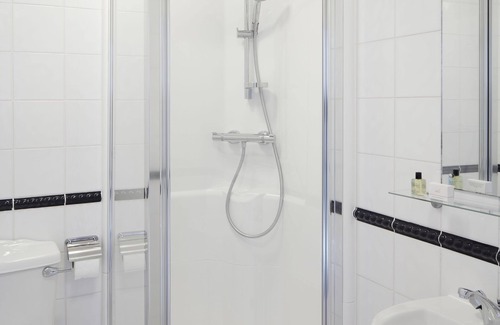 St. Pancras House | Euro Hotel