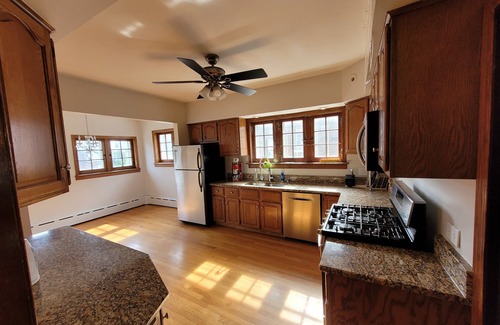 Berwyn House | European custom built home with 3 bedrooms near Chicago