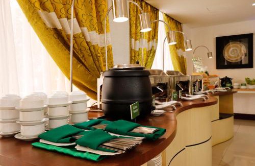 Las Pinas Hotel | Eurotel Las Piñas