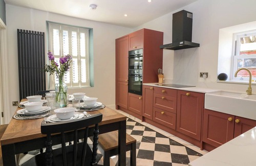 Ballater Cottage | EVANSFORD, pet friendly, character holiday cottage in Ballater