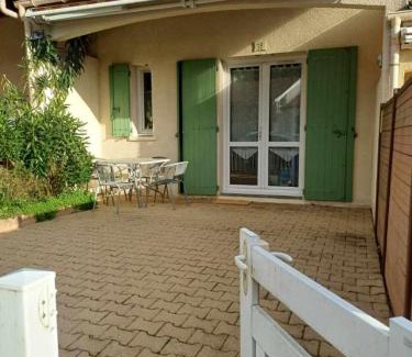 Meschers-sur-Gironde House | Evasion à Meschers Piscine Plage Tennis Famille