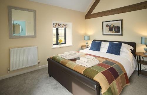 Eaton Mascott House | Evenwood Granary