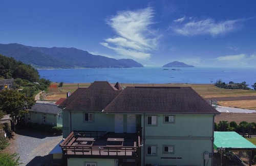 Namhae House | Ever Rose Pension