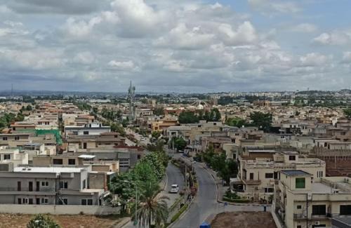 Islamabad Hotel | Evergreen Inn