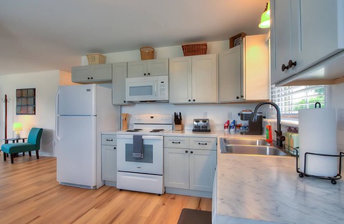 Johnson City House | Everything's at your fingertips at this JC hotspot.