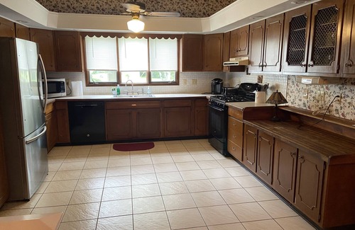 Auburn House | Excellent FingerLakes- Owasco lake waterfront vacation home-Kayakers paradise!