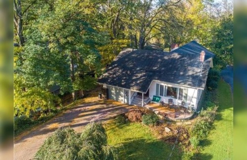 Auburn House | Excellent FingerLakes- Owasco lake waterfront vacation home-Kayakers paradise!