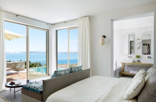 Ouranoupoli Villa | Excellent Halkidiki Villa | Junior Pool Villa 1 | 1 Bedroom | Stunning Sea.