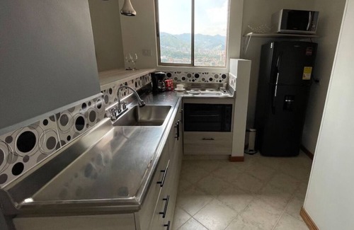 La Aguacatala Apartment | ☆EXCELLENT LOCATION EL POBLADO ☆215MB WIFI ☆A/C