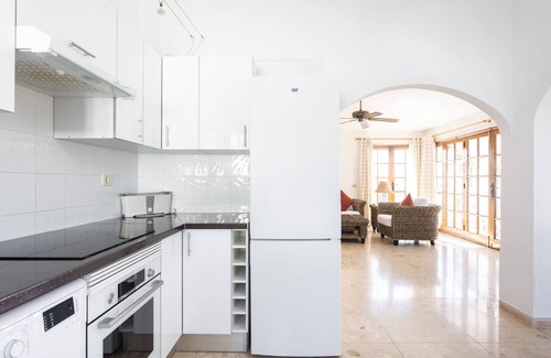 Complejo turistico Amarilla Golf Villa | EXCELLENT TWO BEDROOMED HOLIDAY HOME WITH STUNNING VIEWS AND PRIVATE POOL