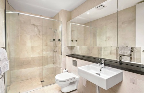 Mosman Apartment | Exceptional 2 bedroom unit in vibrant Mosman