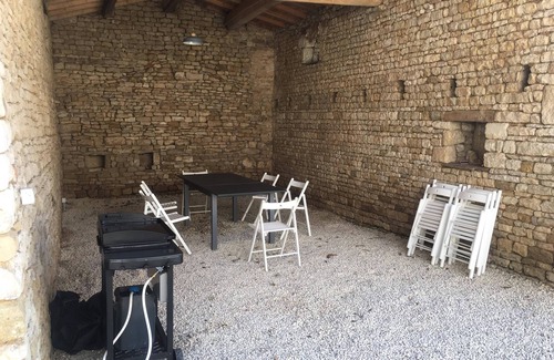 Azay-le-Brule Cottage | Exceptional cottage for 12 people in a private property