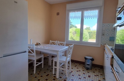 Tregunc House | Exceptional location 2 steps from the sea for this single storey house