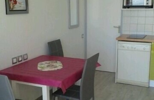 Pornichet Apartment | Exceptional location for this south oriented studio and facing the sea