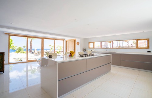 Tabayesco Villa | Exceptional luxury private villa, mountain/sea views, 2 private pools