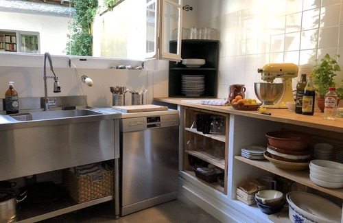 Marseillan House | Exceptional residence and outbuilding with heated pool in the heart of town