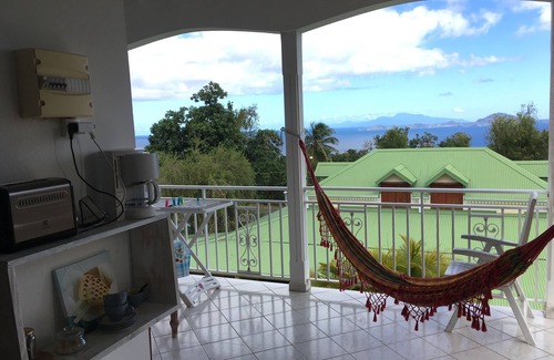 Trois-Rivieres Cottage | exceptional view of the saintes archipelago