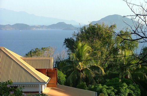 Trois-Rivieres Cottage | exceptional view of the saintes archipelago