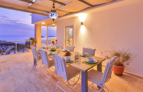 Kalkan Villa | Exceptionally spacious villa with one of the best views in Kalkan