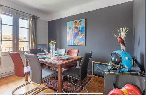 Biarritz City Centre Apartment | Exceptionnel 3 pièces art déco en dernier étage avec garage privé centre Biarritz