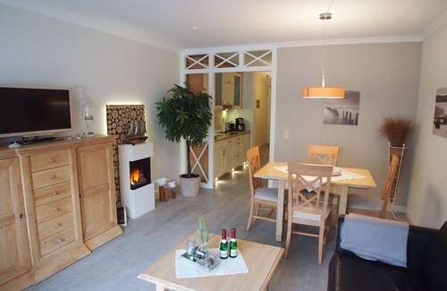 Kuehlungsborn Apartment | EXCL. FEWO/SEA VIEW/FIREPLACE ATMOSPHERE/WLAN/TG-free