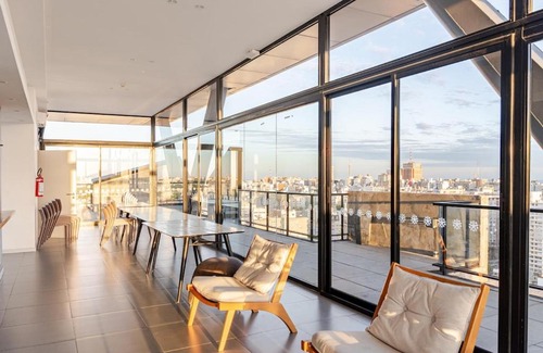 Montevideo Apartment | Exclusive 25th Floor and Harbor View - Pet Friendly