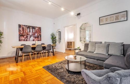 Porta Garibaldi Apartment | Exclusive 4 bedrooms apartment in Brera