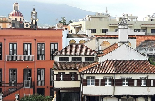 Garachico Apartment | Exclusive "Apartment Amarillo" in the heart of Garachico, 30 meters from the sea