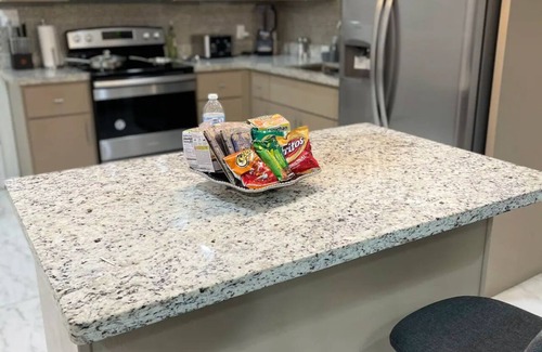 Edinburg Apartment | Exclusive Apartment with 3BR Edinburg, Texas