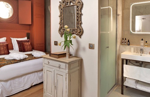 Avignon City Centre Hotel | Exclusive B&B Suites, Apartments, Spa & Fitness The Augustinian House an