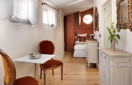 Avignon City Centre Hotel | Exclusive B&B Suites, Apartments, Spa & Fitness The Augustinian House an