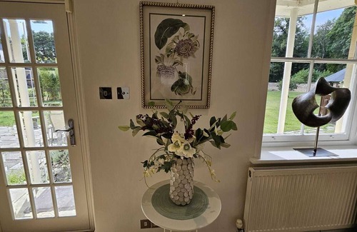 Lingfield Cottage | Exclusive cottage in the heart of the forest