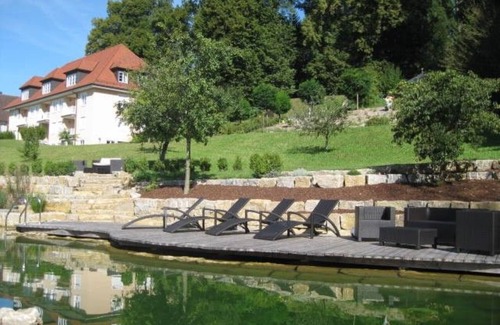 Unterallgau Apartment | Exclusive country house with holiday apartments with dream garden and idyllic tranquility