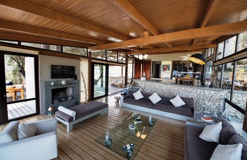 Spanokhorion Villa | Exclusive dream villa, hilltop, secluded, panoramic views, close to town