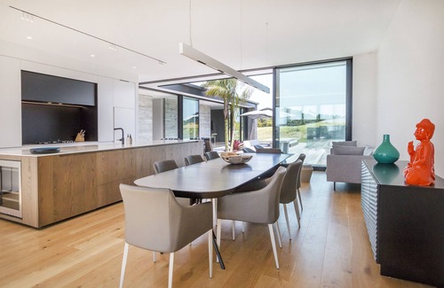 Omaha House | Exclusive Luxury Family Retreat