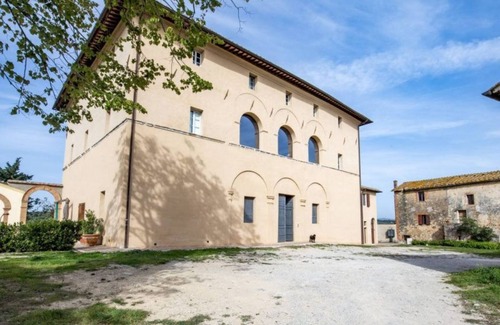 Monteriggioni Apartment | Exclusive Mansion between History and Nature - 10' from Siena