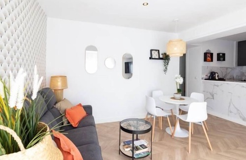 Figares Apartment | Exclusive penthouse on the banks of the River Genil