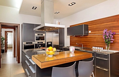 Split Villa | Exclusive Seafront Villa | 5 Bedrooms | Villa Mestro | Outdoor Pool