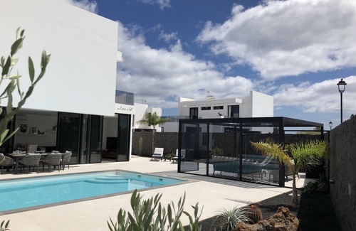 Los Mojones Villa | Exclusive villa with pool in perfect location in Puerto del Carmen