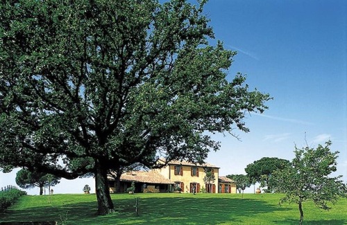Massa Marittima Villa | Exclusive villa with swimming pool in the middle of vineyards