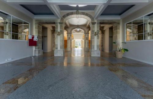 Mondariz-Balneario Apartment | Exclusivo apartamento en el antiguo Gran Hotel del Balneario de Mondariz