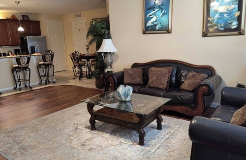 Florida Central Atlantic Coast Apartment | Executive 3 Br Villa @Universal/Vista Cay/Conv.Center