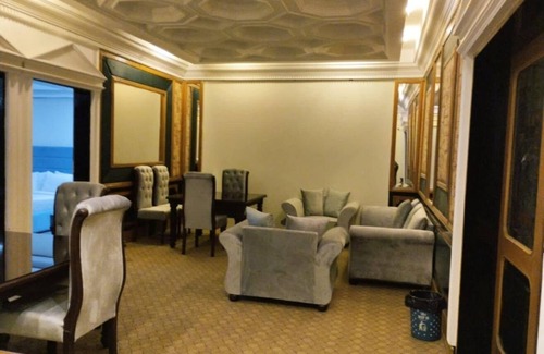 Blue Area Bed & Breakfast | Executive Clift Royal - Best place in Islamabad F8 Sector