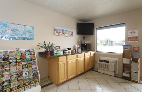 Panama City Beach Hotel | Executive Inn - Panama City Beach