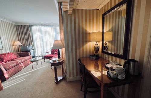 Coal Harbour Apartment | Executive Penthouse Suite, Downtown Vancouver