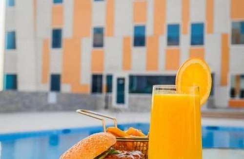 Academic City Apartment | Executive Room Near University of Birmingham Dubai